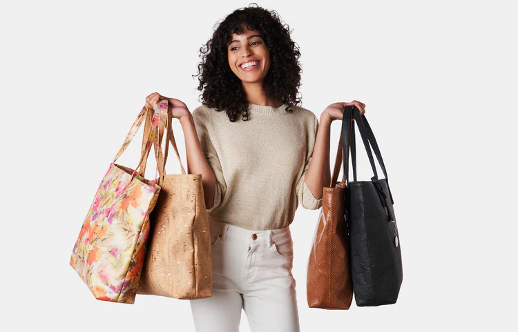 Svala shoppign totes ethical accessories